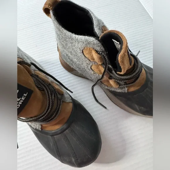 Sorel Women’s Out N About Boots Size 6 - Picture 5 of 6